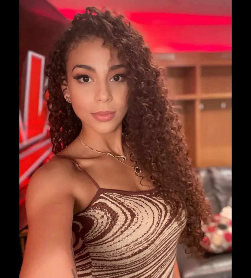 Samantha Irvin, WWE Raw's Ring Announcer, Enjoys Announcing Particular Star's Name