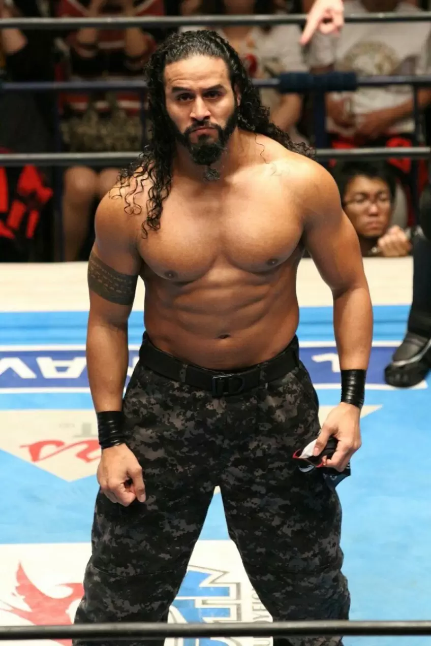 Tama Tonga on WWE Using the Club